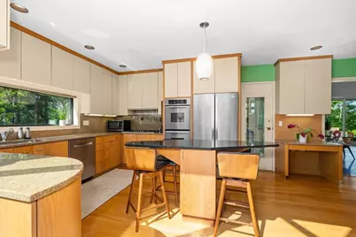 45 Hickory Dr, Worcester, MA 01609 - Photo 9