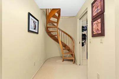 45 Hickory Dr, Worcester, MA 01609 - Photo 19