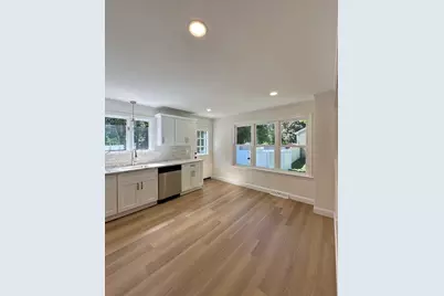 289 Commercial St, Whitman, MA 02382 - Photo 3
