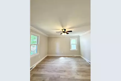 289 Commercial St, Whitman, MA 02382 - Photo 7