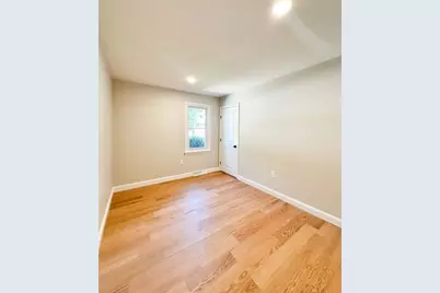 289 Commercial St, Whitman, MA 02382 - Photo 11