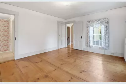 834 Pleasant St, Athol, MA 01331 - Photo 27