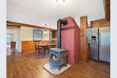 834 Pleasant St, Athol, MA 01331 - Photo 11