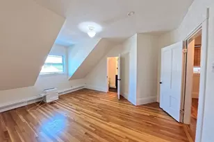 185 Davis Ave, Brookline, MA 02445 - Photo 11