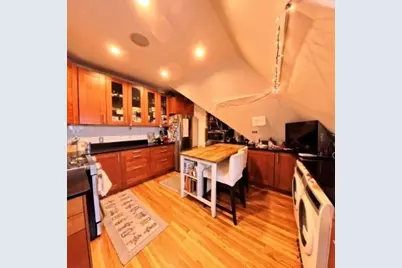 185 Davis Avenue #8, Brookline, MA 02445 - Photo 3