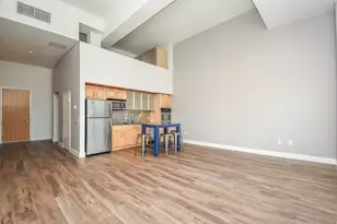 290 Pleasant St, Watertown, MA 02472 - Photo 7