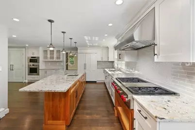 135 Raleigh Tavern Lane, North Andover, MA 01845 - Photo 7