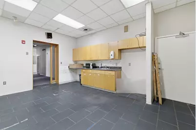 32 Belmont St, Brockton, MA 02301 - Photo 11