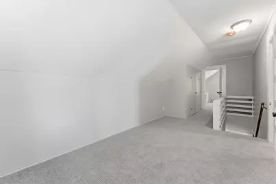 47 Thorndyke St, Springfield, MA 01118 - Photo 25