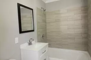 24 Fairmount St, Springfield, MA 01108 - Photo 5