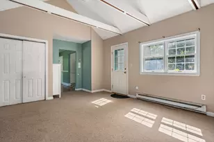 18 Lake St, Shrewsbury, MA 01545 - Photo 11