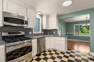 18 Lake St, Shrewsbury, MA 01545 - Photo 7