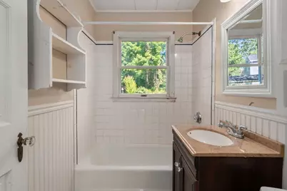 18 Lake St, Shrewsbury, MA 01545 - Photo 29