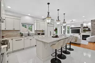 54 Wild Pasture Ln, Rowley, MA 01969 - Photo 9