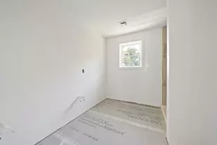 90 Liberty St, Randolph, MA 02368 - Photo 23