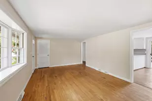 90 Castlewood Cir, Barnstable, MA 02601 - Photo 19