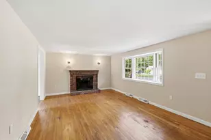 90 Castlewood Cir, Barnstable, MA 02601 - Photo 15