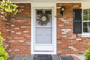 90 Castlewood Cir, Barnstable, MA 02601 - Photo 3