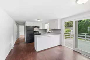 90 Castlewood Cir, Barnstable, MA 02601 - Photo 13