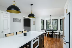 21 Round Table Rd, Shrewsbury, MA 01545 - Photo 5