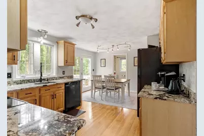 135 Jennies Way, Tewksbury, MA 01876 - Photo 5