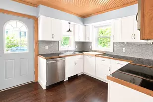 21 River St, North Adams, MA 01247 - Photo 7