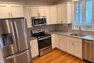 22 Henderson St, Somerville, MA 02145 - Photo 7