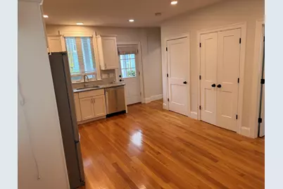 22 Henderson St #1, Somerville, MA 02145 - Photo 5