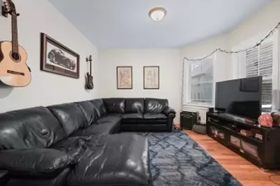 22 Henderson St #1, Somerville, MA 02145 - Photo 7