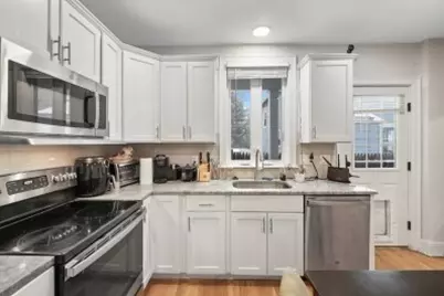 22 Henderson St #1, Somerville, MA 02145 - Photo 13