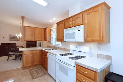 507 Crystal Way, Middleborough, MA 02346 - Photo 7