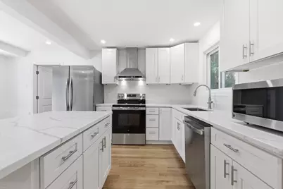 35 Williams St, Arlington, MA 02476 - Photo 3