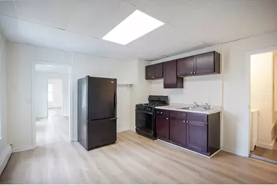 3 Charles St #2R, Chicopee, MA 01020 - Photo 7