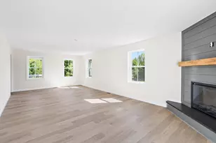 38 Hemlock St, Douglas, MA 01516 - Photo 11