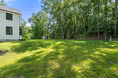 8 Charles St, North Reading, MA 01864 - Photo 5