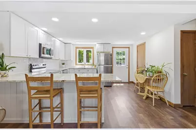 1430 Russell Rd #28, Westfield, MA 01085 - Photo 5