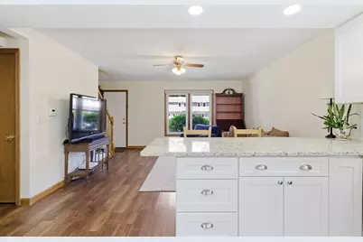 1430 Russell Rd #28, Westfield, MA 01085 - Photo 9