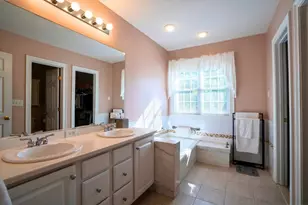 5 Lane Farm Dr, Bedford, MA 01730 - Photo 17
