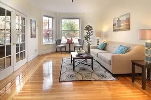 1033 Beacon St, Brookline, MA 02446 - Photo 3
