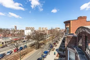 1033 Beacon St, Brookline, MA 02446 - Photo 9