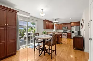 34 Amesbury Ave, Amesbury, MA 01913 - Photo 15