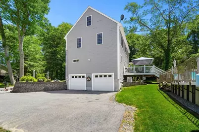34 Amesbury Ave, Amesbury, MA 01913 - Photo 33