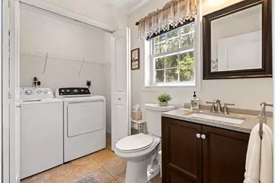 34 Amesbury Ave, Amesbury, MA 01913 - Photo 9