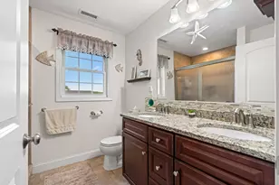 34 Amesbury Ave, Amesbury, MA 01913 - Photo 15