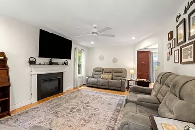 34 Amesbury Ave, Amesbury, MA 01913 - Photo 11