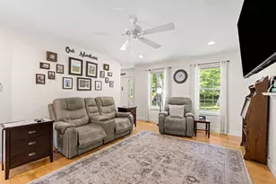 34 Amesbury Ave, Amesbury, MA 01913 - Photo 13