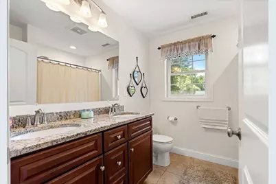 34 Amesbury Ave, Amesbury, MA 01913 - Photo 17