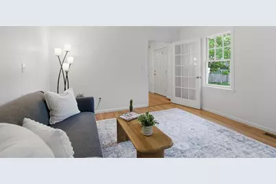 81 Parish Rd, Needham, MA 02494 - Photo 19