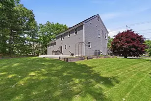 81 Parish Rd, Needham, MA 02494 - Photo 3