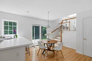 81 Parish Rd, Needham, MA 02494 - Photo 9